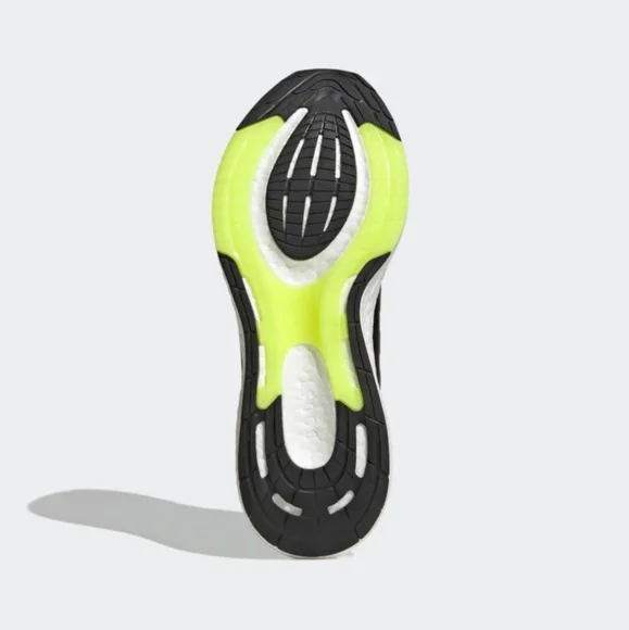 New Adidas PUREBOOST 22 RUNNING SHOES - Picture 3 of 7